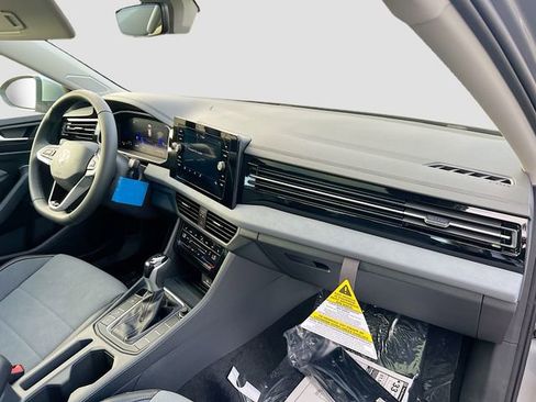 New 2026 Volkswagen Jetta SE image 28