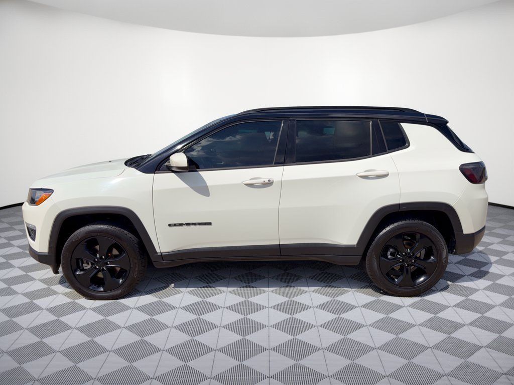Used 2021 Jeep Compass Latitude AWD/4WD image 2
