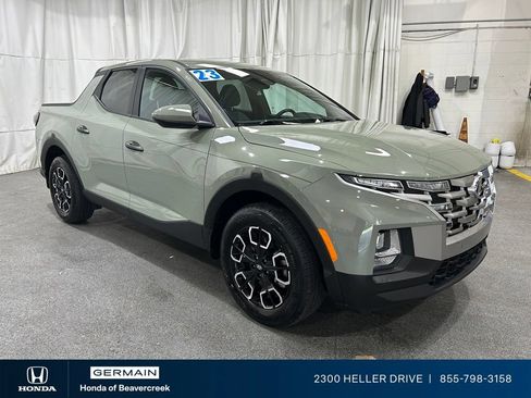 Used 2023 Hyundai Santa Cruz SEL w/ Cargo Package AWD/4WD image 2