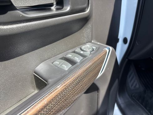 Used 2021 Chevrolet Silverado 1500 LT w/ Texas Edition Plus image 19