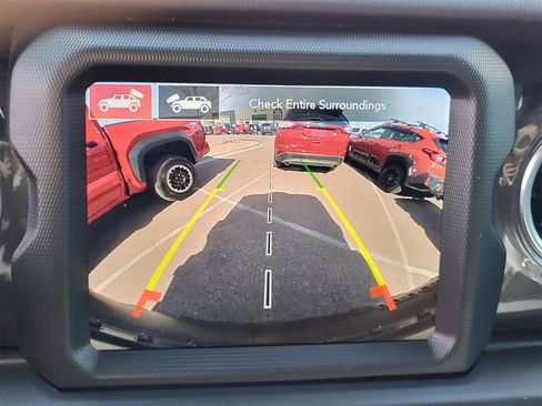 Used 2022 Jeep Wrangler Unlimited Rubicon w/ Xtreme Recon 35" Tire Package image 21