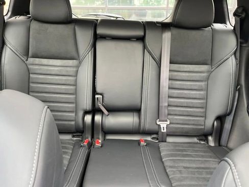 New 2026 Mitsubishi Outlander AWD image 28