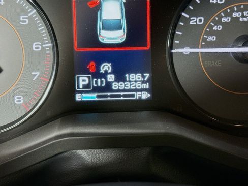 Used 2021 Subaru Crosstrek 2.0i Premium w/ Moonroof Package AWD/4WD image 16