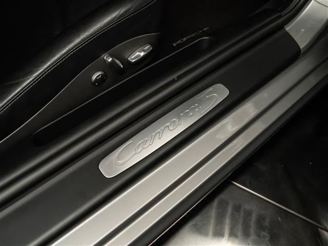 Used 2005 Porsche 911 Carrera S RWD image 30