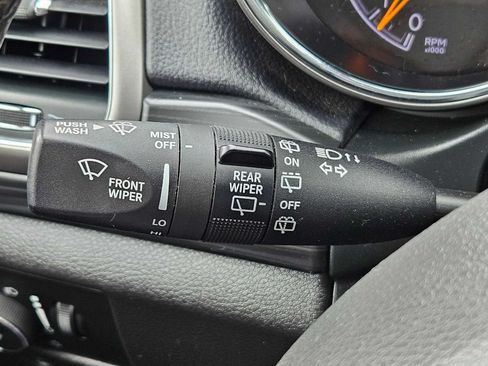 Used 2021 Jeep Grand Cherokee Laredo RWD image 25