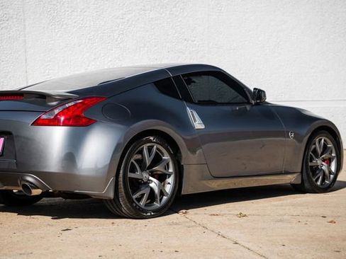 Used 2014 Nissan 370Z Coupe w/ Sport Package image 39