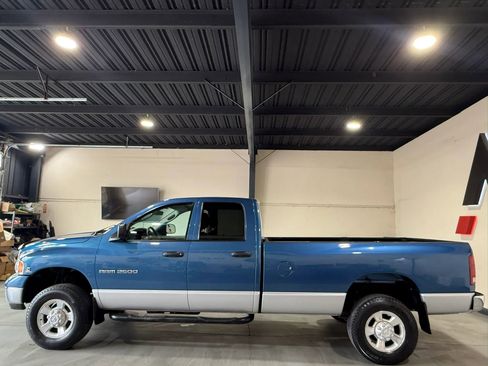 Used 2004 Dodge Ram 2500 Truck SLT w/ Trailer Tow Group AWD/4WD image 5