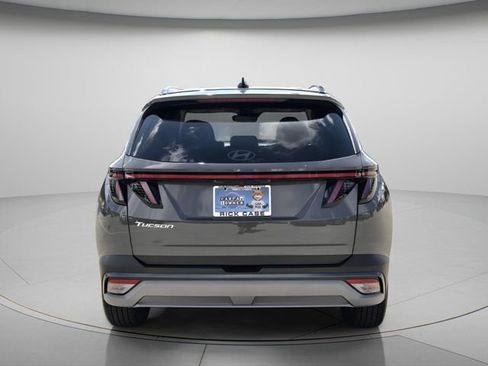 Used 2025 Hyundai Tucson SEL FWD image 6