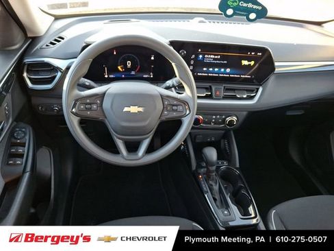 Certified 2024 Chevrolet TrailBlazer LS FWD image 14