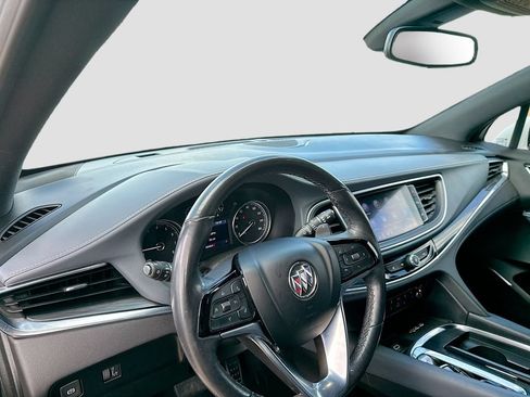 Used 2023 Buick Enclave Essence FWD image 11