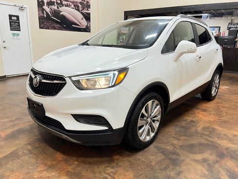 Used 2020 Buick Encore Preferred image 5