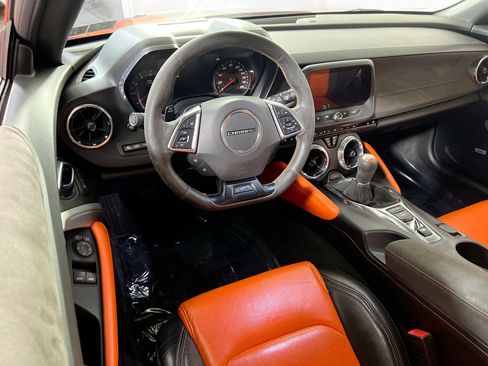 Used 2018 Chevrolet Camaro SS w/ Hot Wheels Edition image 23