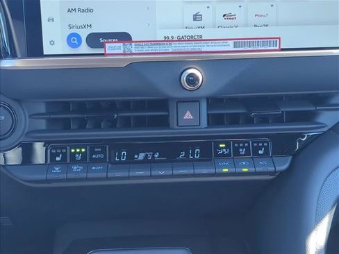 Used 2026 Toyota Crown AWD/4WD image 16