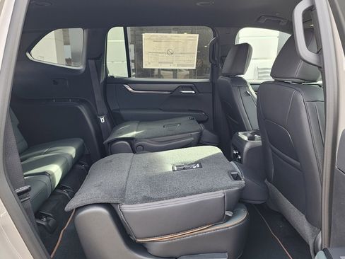 New 2026 GMC Acadia AT4 w/ Luxury Package image 49