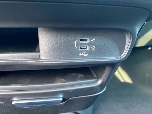 New 2026 Chrysler Voyager LX image 8