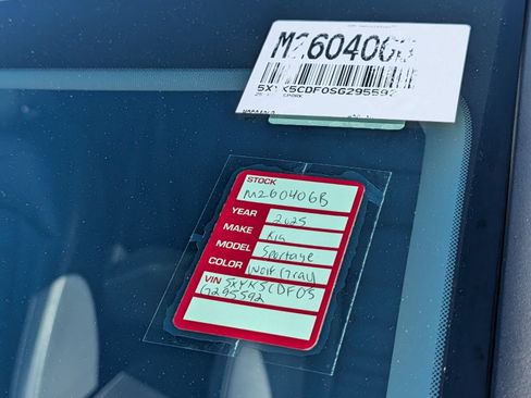 Used 2025 Kia Sportage SX AWD/4WD image 34