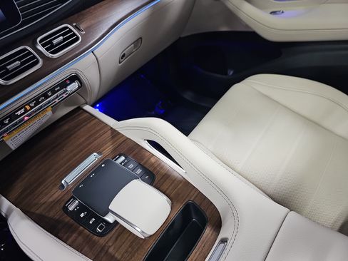 New 2026 Mercedes-Benz GLE 450 4MATIC image 26