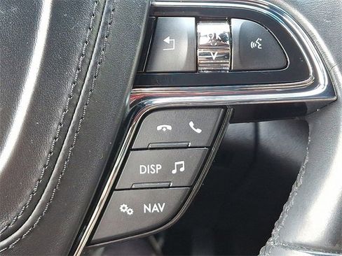 Used 2017 Lincoln Continental Select FWD image 22