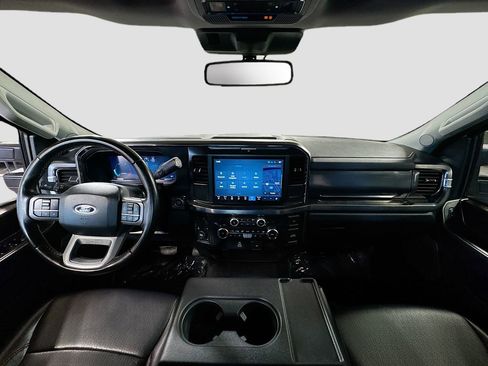 Used 2025 Ford F350 Lariat image 14