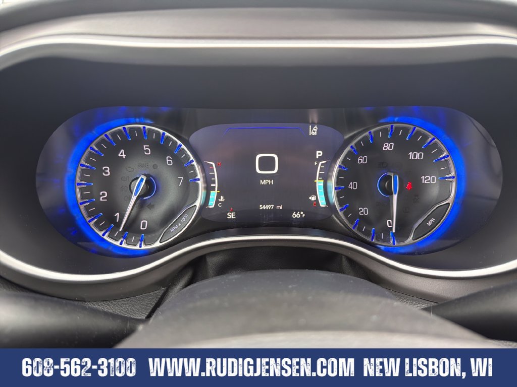 Used 2025 Chrysler Pacifica Select FWD image 15