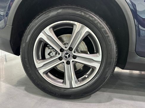 Used 2021 Mercedes-Benz GLC 300 w/ Premium Package image 7