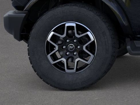 New 2026 Ford Bronco Outer Banks AWD/4WD image 21
