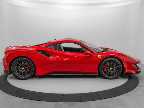 Certified 2020 Ferrari 488 Pista Coupe RWD image 10