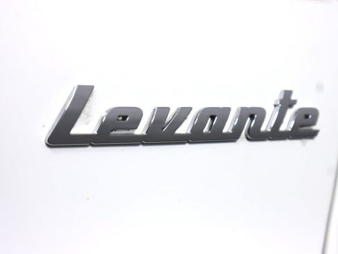 Used 2018 Maserati Levante GranSport AWD/4WD image 44