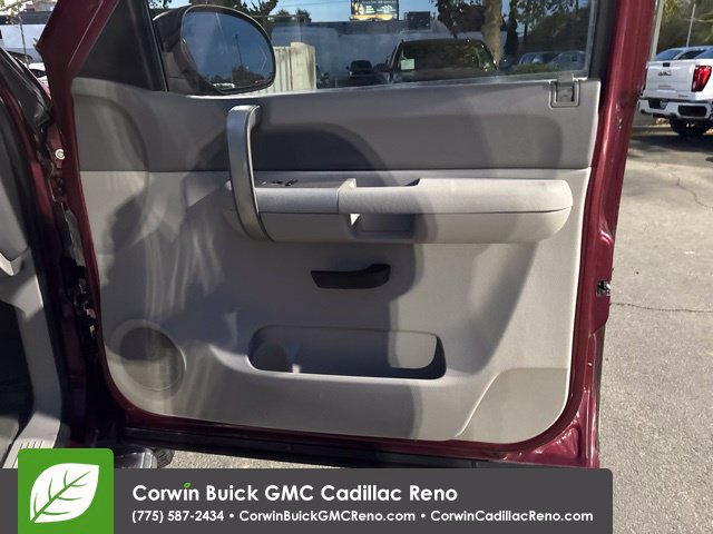 Used 2009 GMC Sierra 2500 SLE w/ Convenience Package AWD/4WD image 38