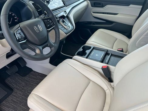 New 2026 Honda Odyssey EX-L image 10