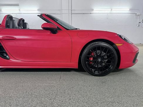 Used 2018 Porsche 718 Boxster RWD image 4