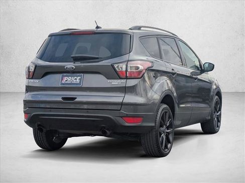 Used 2017 Ford Escape Titanium image 5