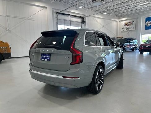 Used 2025 Volvo XC90 B6 Plus AWD/4WD image 6
