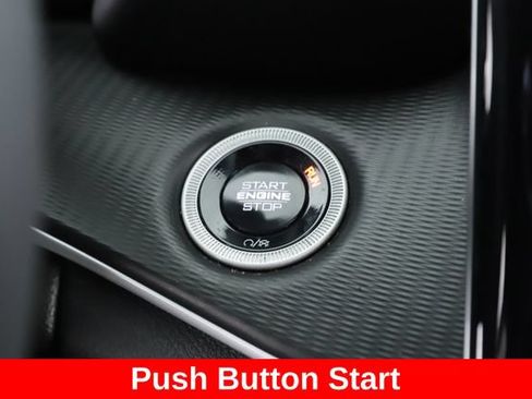 Used 2025 Jeep Grand Cherokee Laredo X AWD/4WD image 25