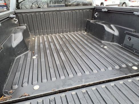 Certified 2022 Toyota Tacoma SR5 image 12