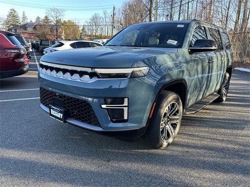 New 2026 Jeep Grand Wagoneer 4WD image 4