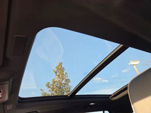 New 2026 GMC Yukon XL Elevation w/ Elevation Premium Package image 6