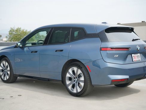New 2026 BMW iX xDrive45 image 7
