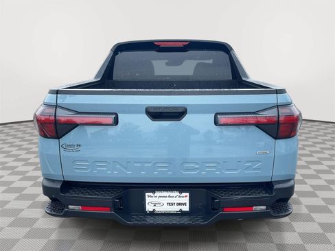 Used 2024 Hyundai Santa Cruz SEL AWD/4WD image 6