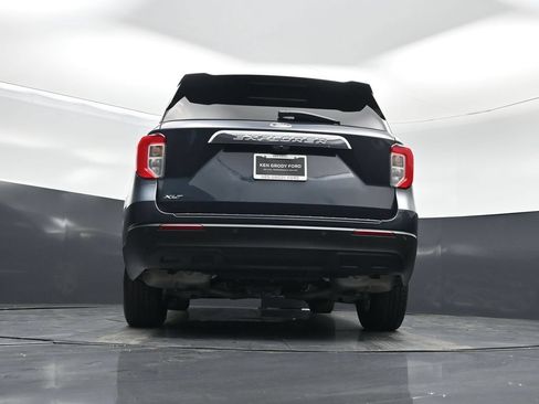 Used 2023 Ford Explorer XLT RWD image 50