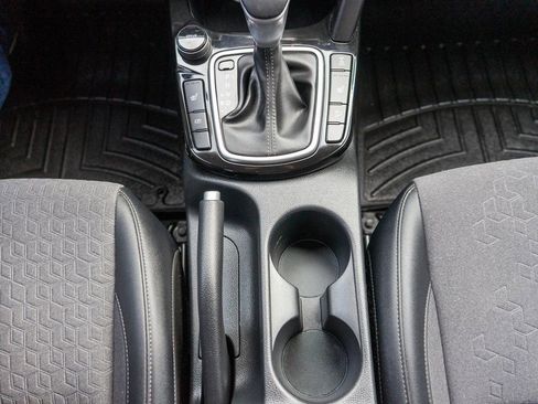 Certified 2024 Kia Seltos S image 8