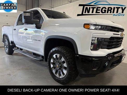 Used 2024 Chevrolet Silverado 2500 Custom w/ Custom Value Package AWD/4WD image 1