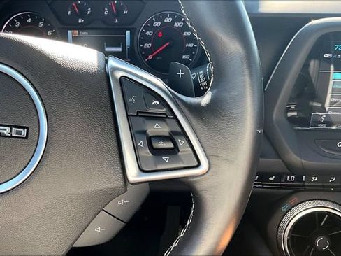 Used 2018 Chevrolet Camaro LT RWD image 16