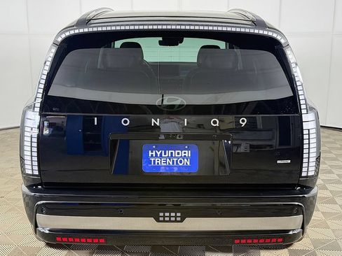 Used 2026 Hyundai Ioniq 9 Calligraphy AWD/4WD image 18