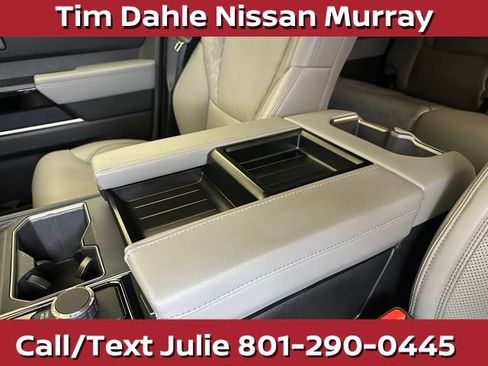Used 2025 Toyota Tundra Limited AWD/4WD image 31