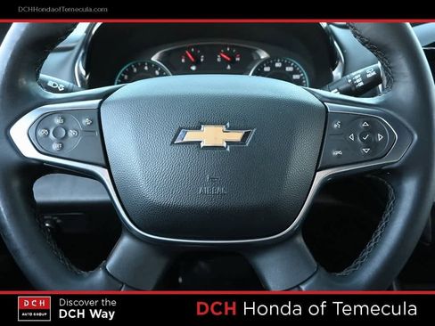 Used 2023 Chevrolet Traverse LT image 9