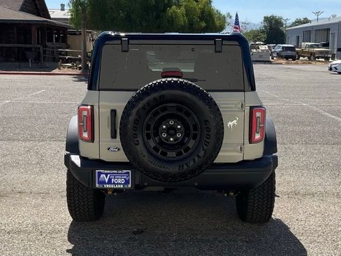 New 2026 Ford Bronco Badlands w/ Sasquatch Package AWD/4WD image 5