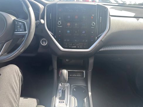 Used 2023 Subaru Ascent Premium w/ Convenience Package AWD/4WD image 19