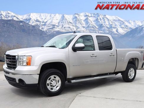 Used 2007 GMC Sierra 2500 SLT w/ Convenience Package AWD/4WD image 1