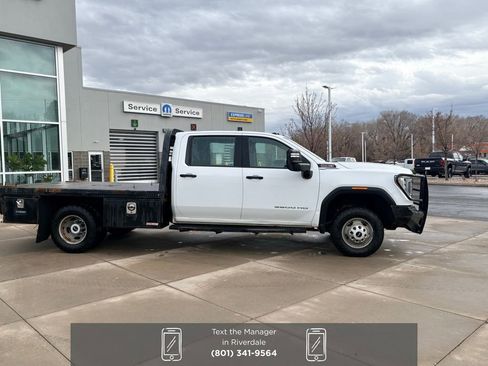 Used 2021 GMC Sierra 3500 4x4 Crew Cab w/ Fleet Convenience Package image 2